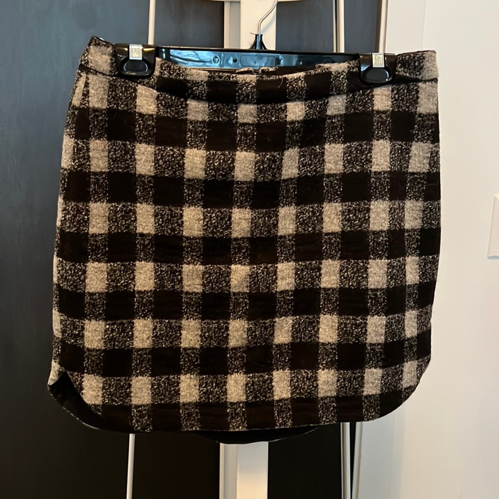 Madewell wool blend plaid gray and black mindi skirt - size 6
